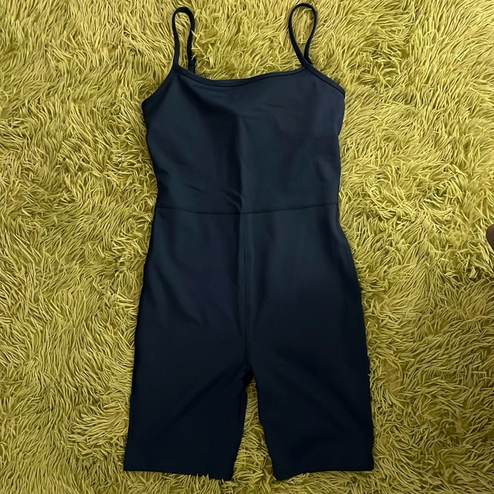 jumpsuit tights